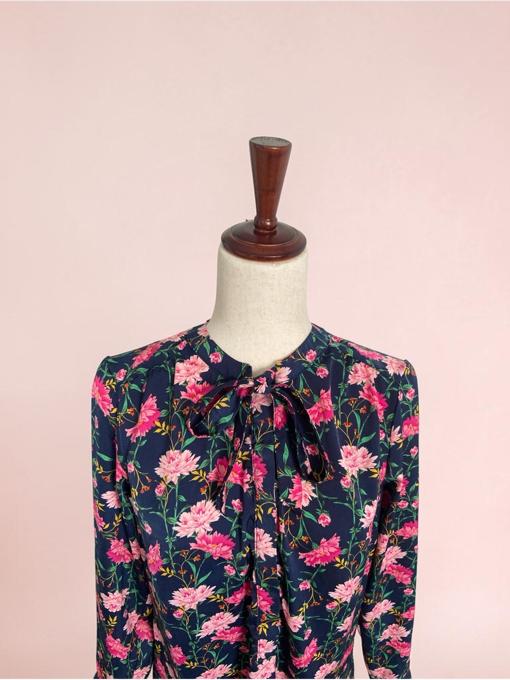 Old Navy Women’s Floral Dress Small Slip/Lined Lightweight Short EUC - Picture 2 of 7